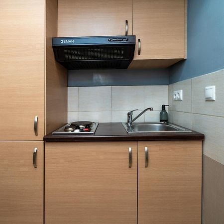 Ideally Located Apartment In Central Athènes Extérieur photo