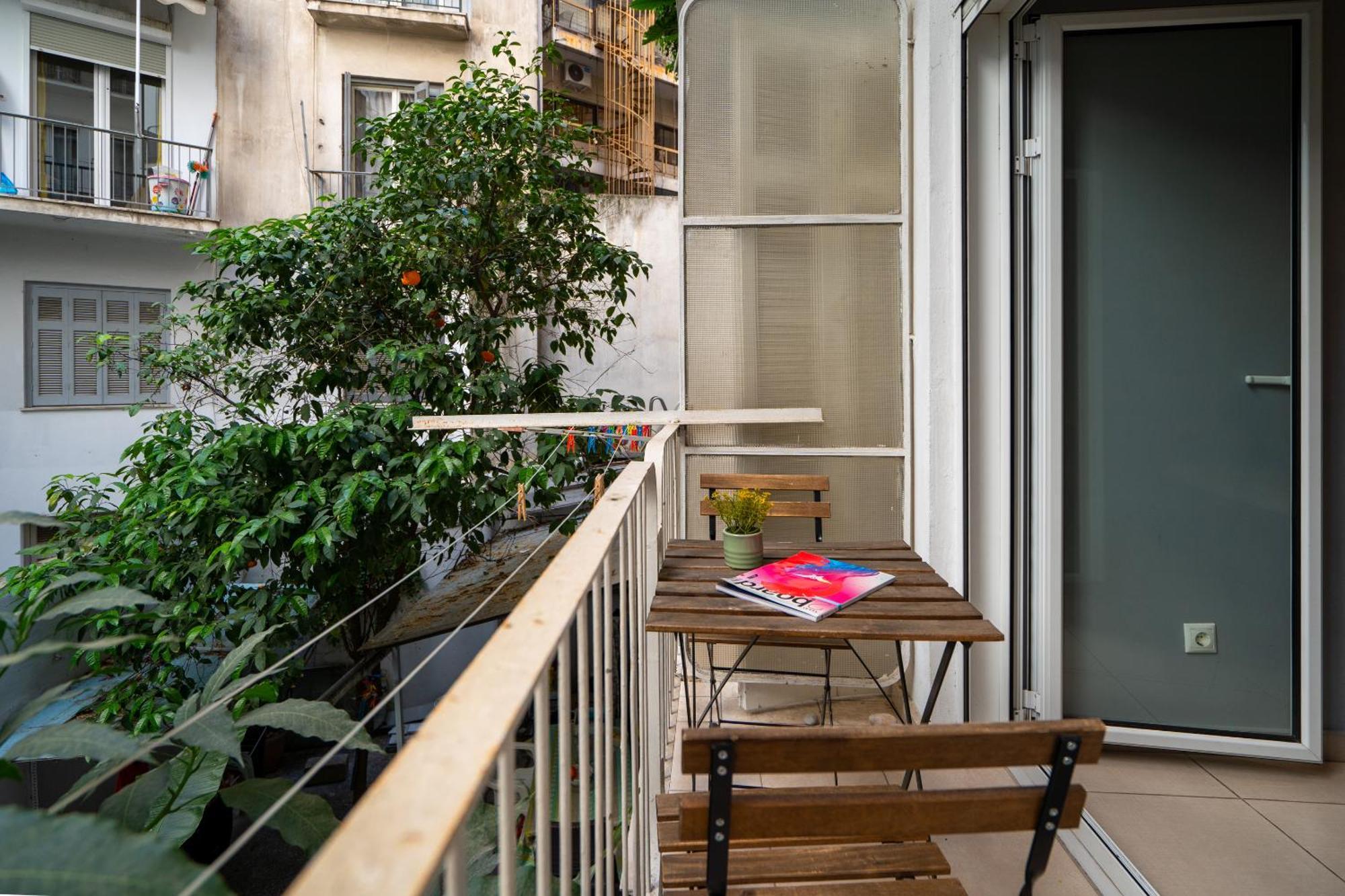 Ideally Located Apartment In Central Athènes Extérieur photo